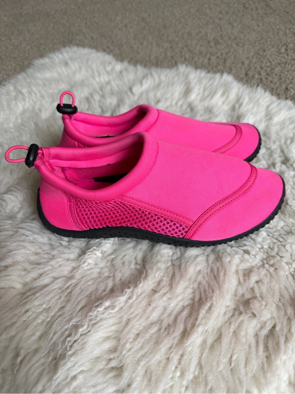 EUC Kids Water Shoes | Sz 2 | Mix No 6